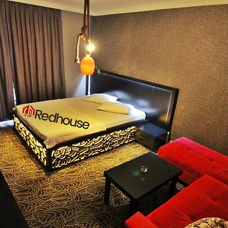 Red House Vip Apartmant Suites Provincia di Provincia di Istanbul Esterno foto