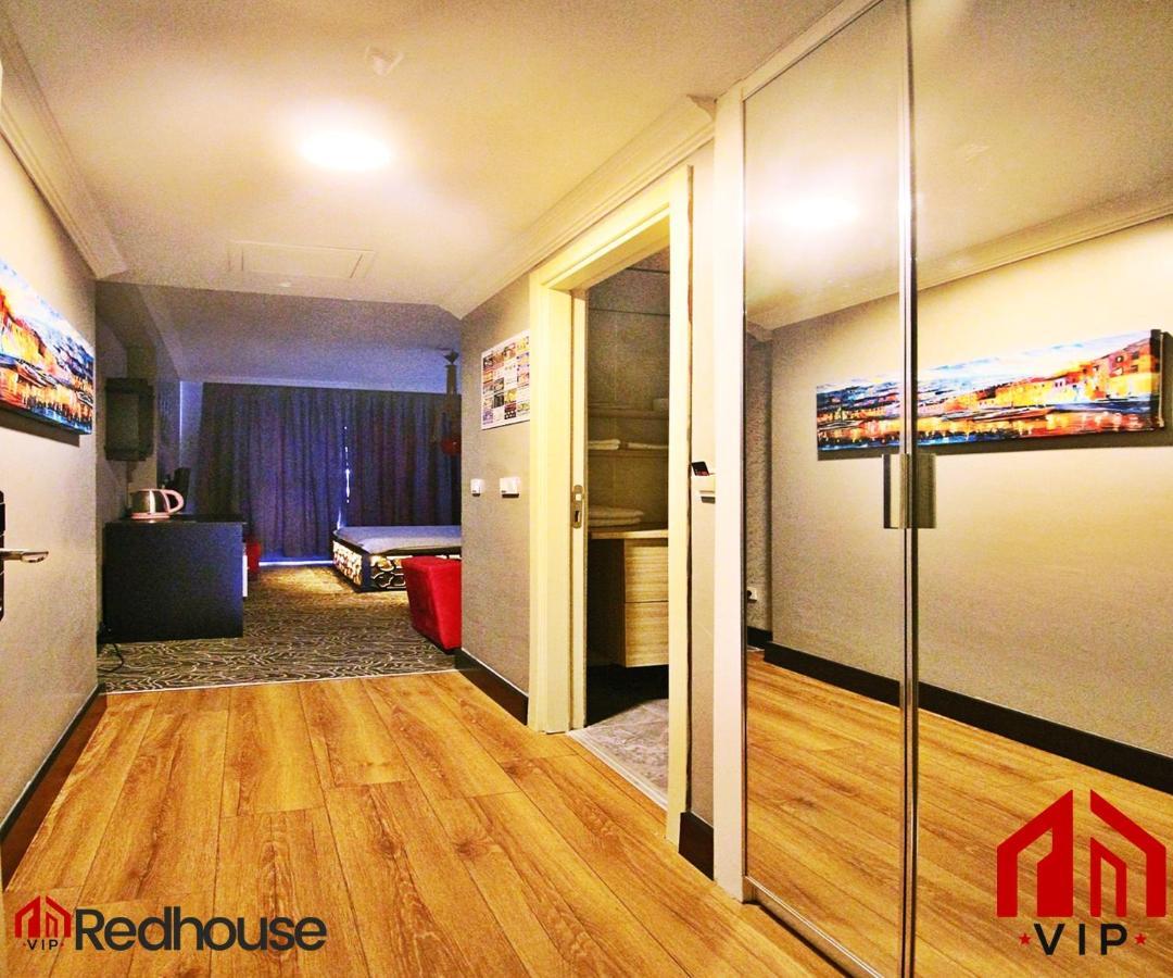 Red House Vip Apartmant Suites Provincia di Provincia di Istanbul Esterno foto