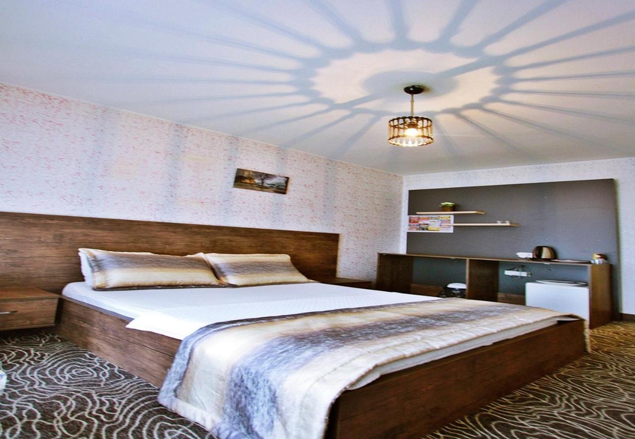 Red House Vip Apartmant Suites Provincia di Provincia di Istanbul Esterno foto