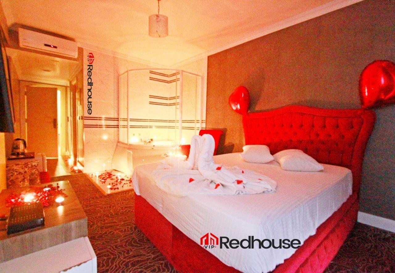 Red House Vip Apartmant Suites Provincia di Provincia di Istanbul Esterno foto